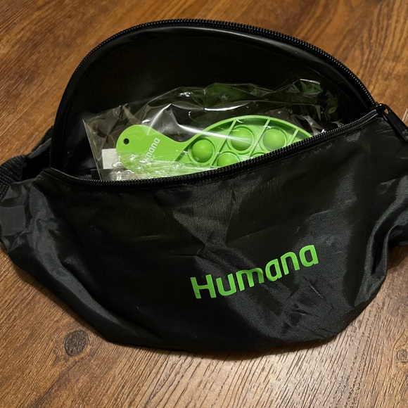⭐️Humana Health Fanny Pack Bundle - Picture 2 of 15